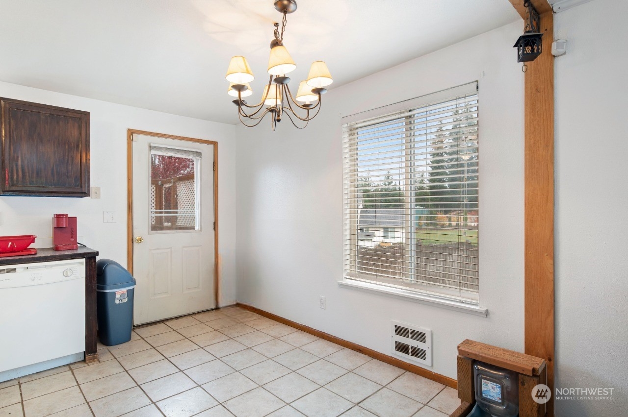 20 NE Dogwood Road