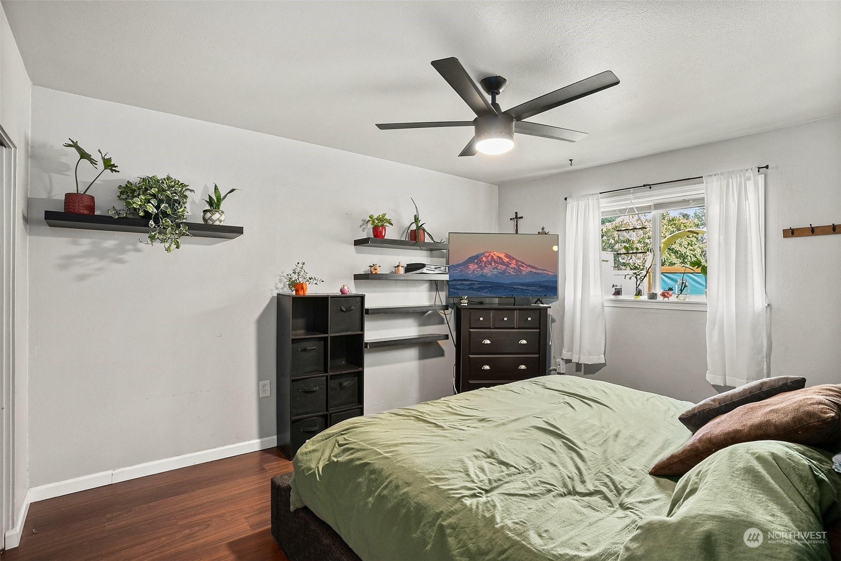 10405 Croft Street S