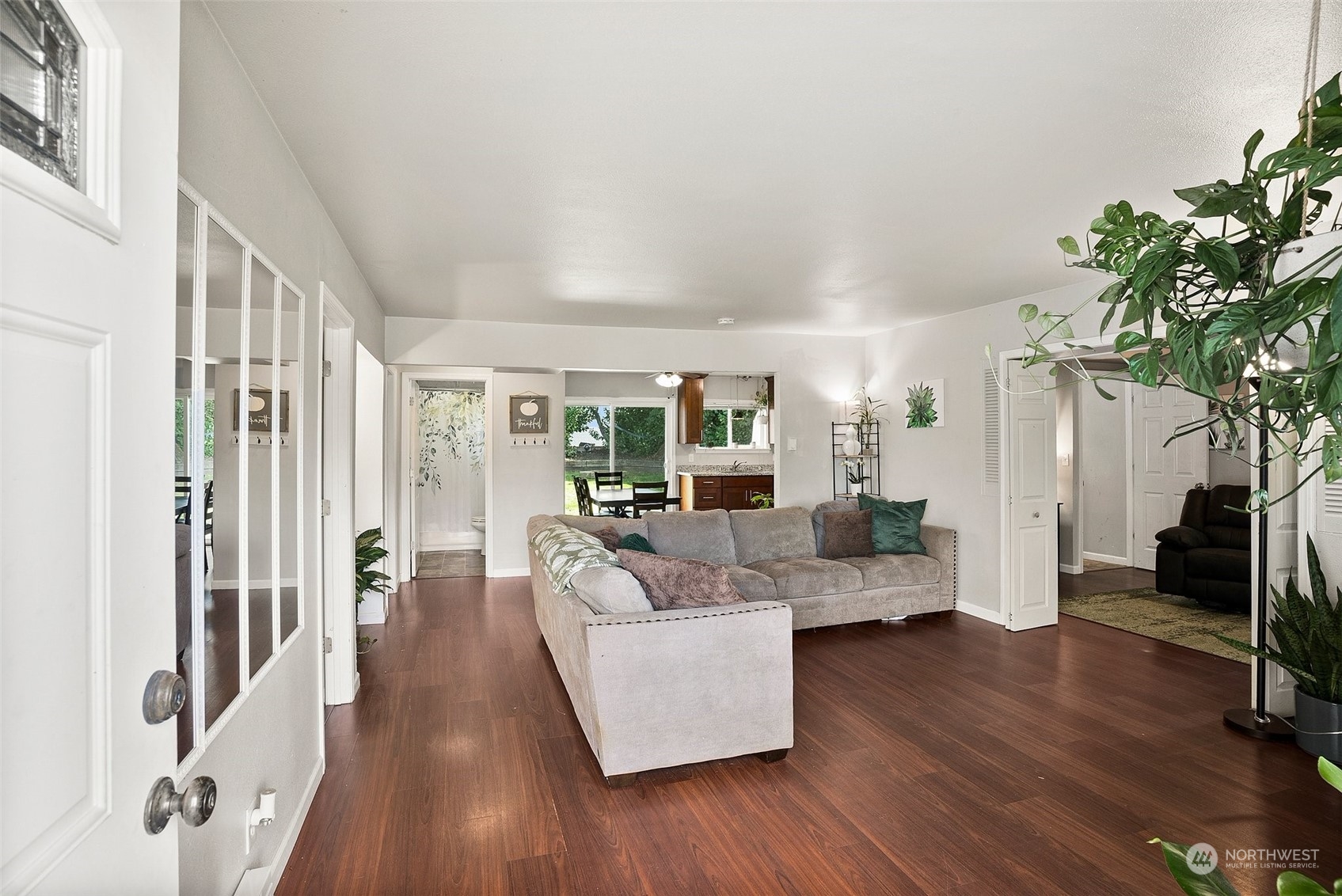 10405 Croft Street S