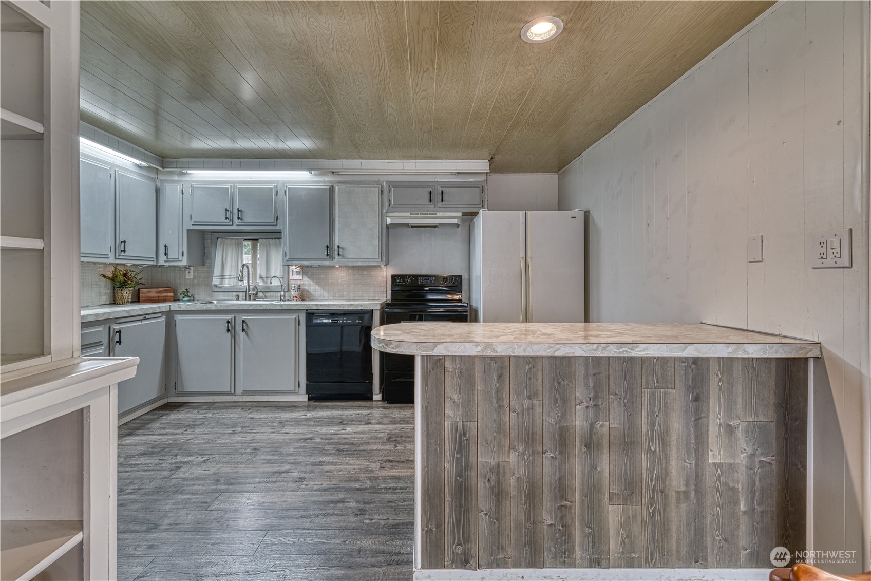 4024 NW Country Lane Unit: 54