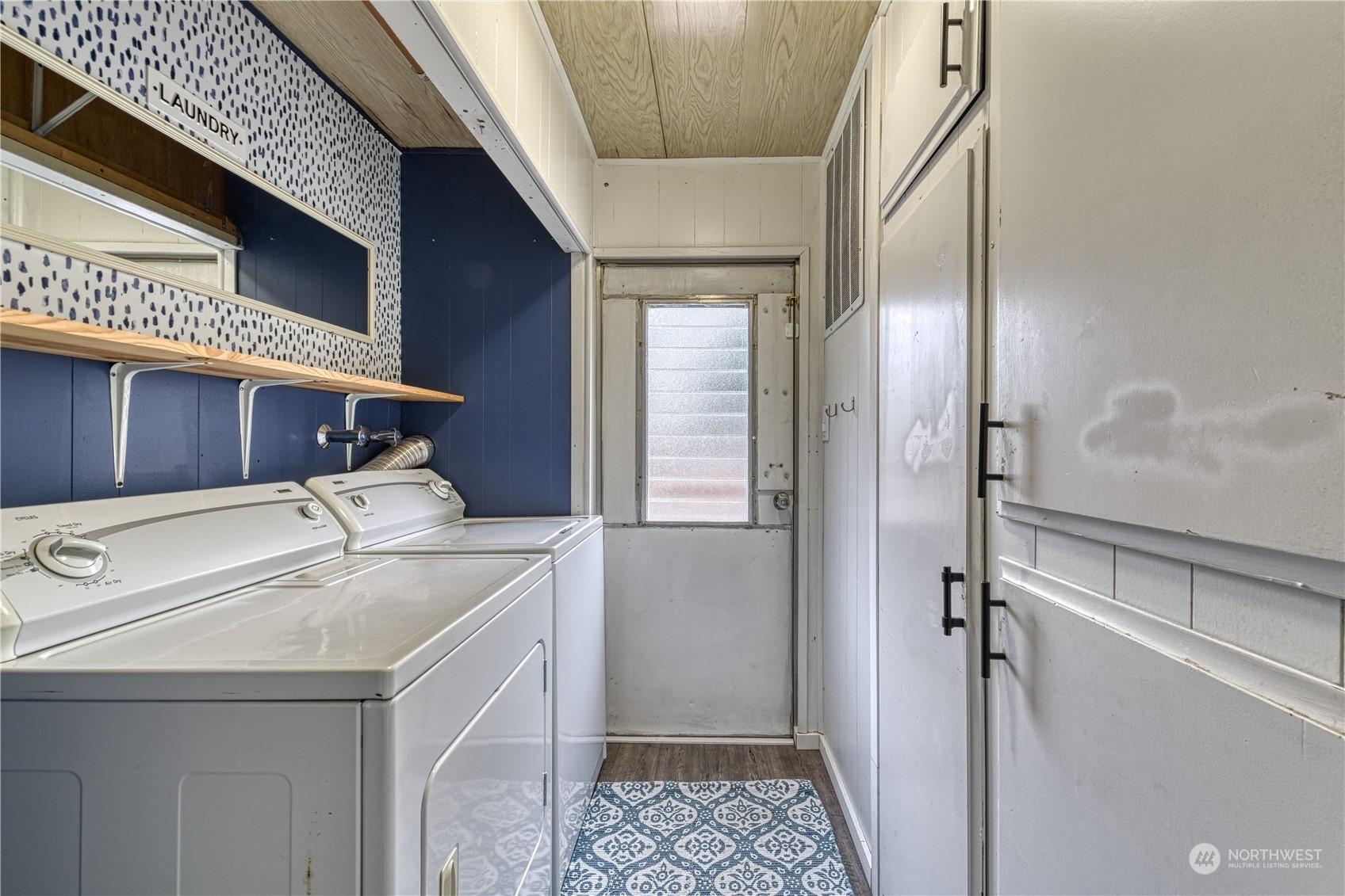 4024 NW Country Lane Unit: 54