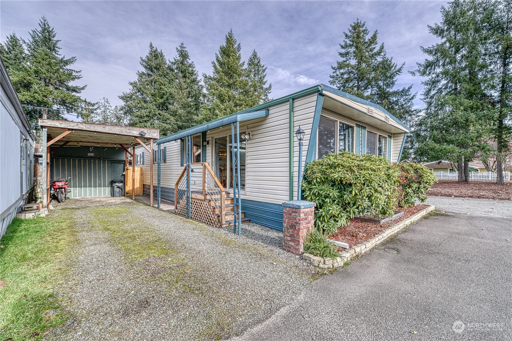 4024 NW Country Lane Unit: 54