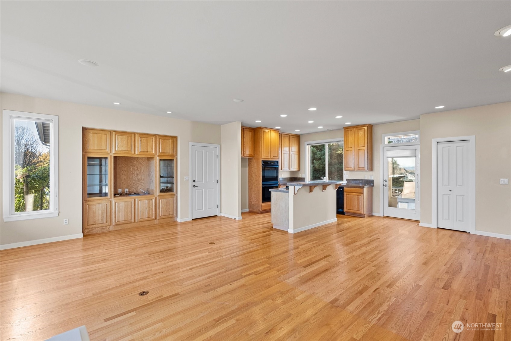 7861 Amethyst Loop NW