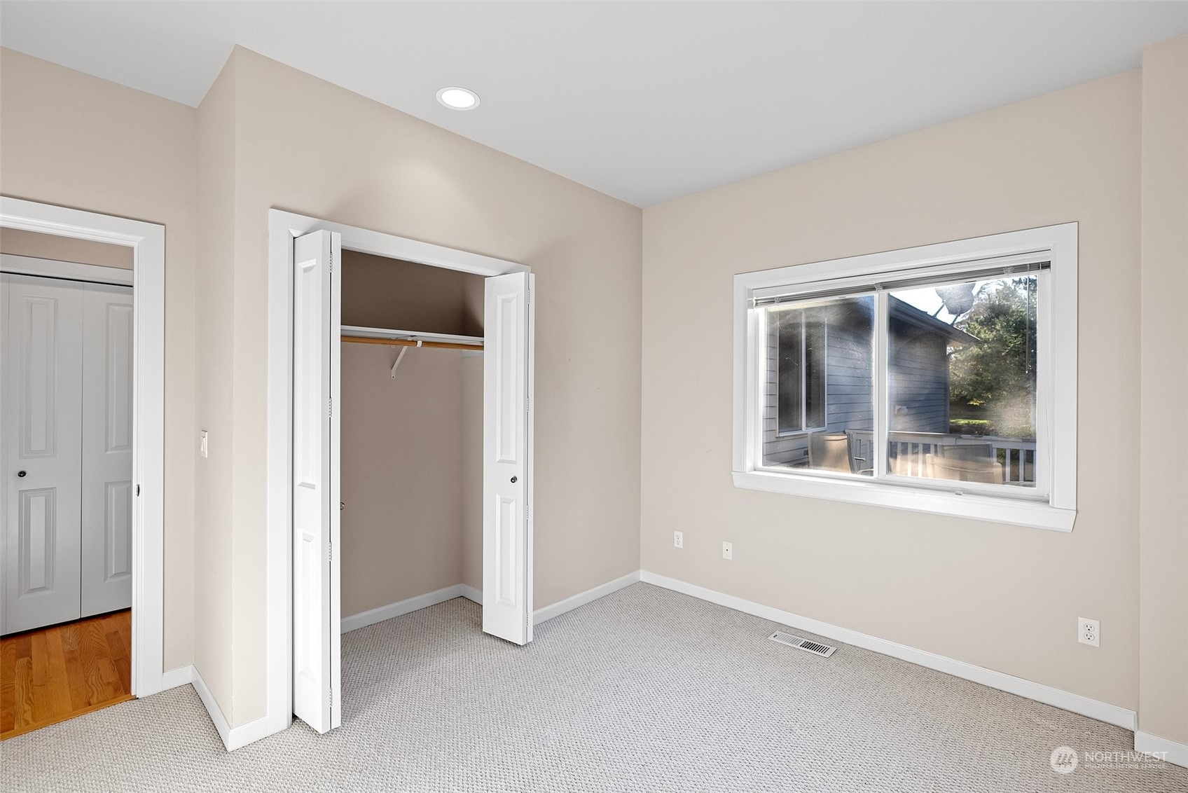 7861 Amethyst Loop NW