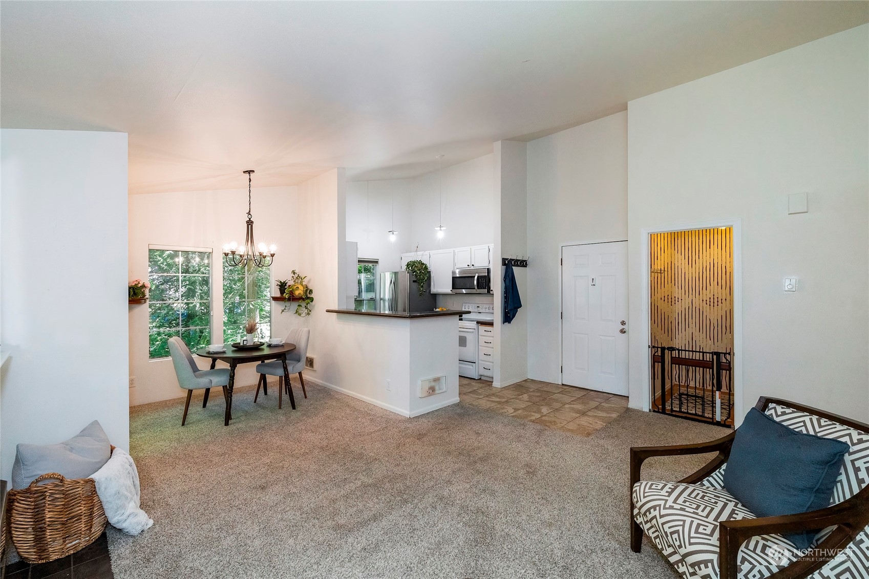 7601 Concord Lane NE Unit: E 204