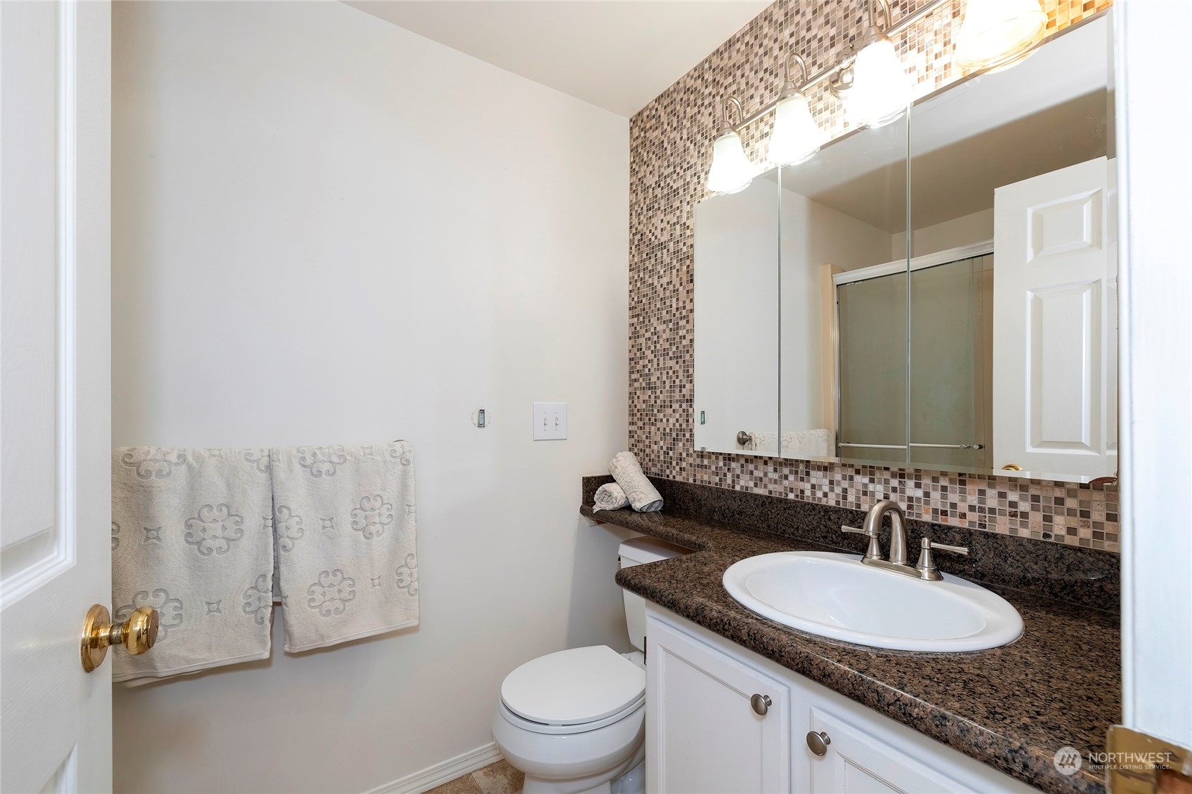 7601 Concord Lane NE Unit: E 204