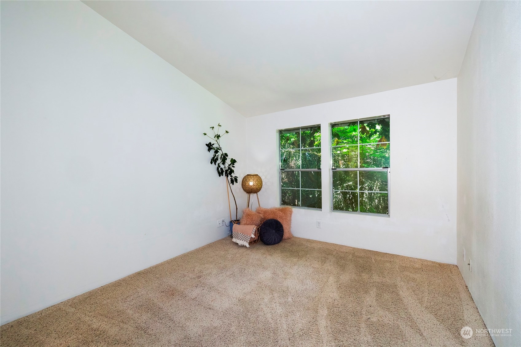 7601 Concord Lane NE Unit: E 204