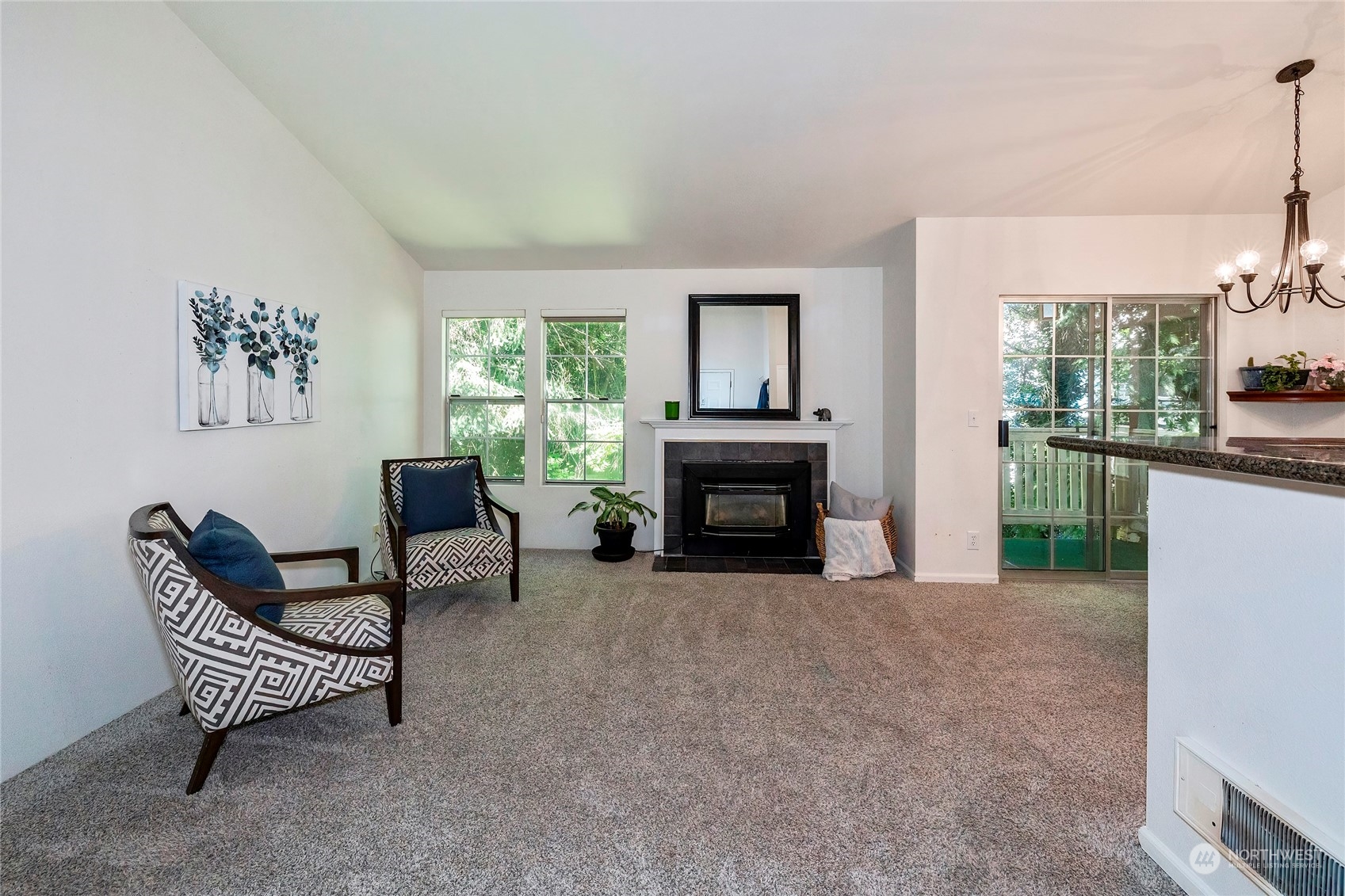 7601 Concord Lane NE Unit: E 204