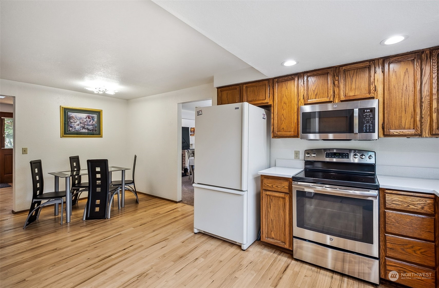 5727 S 296th Place