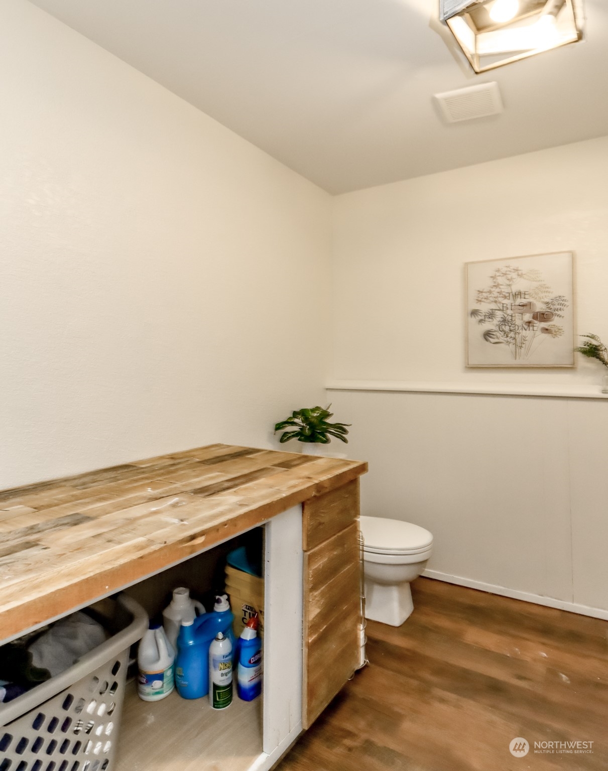 111 NE Rainier Place S