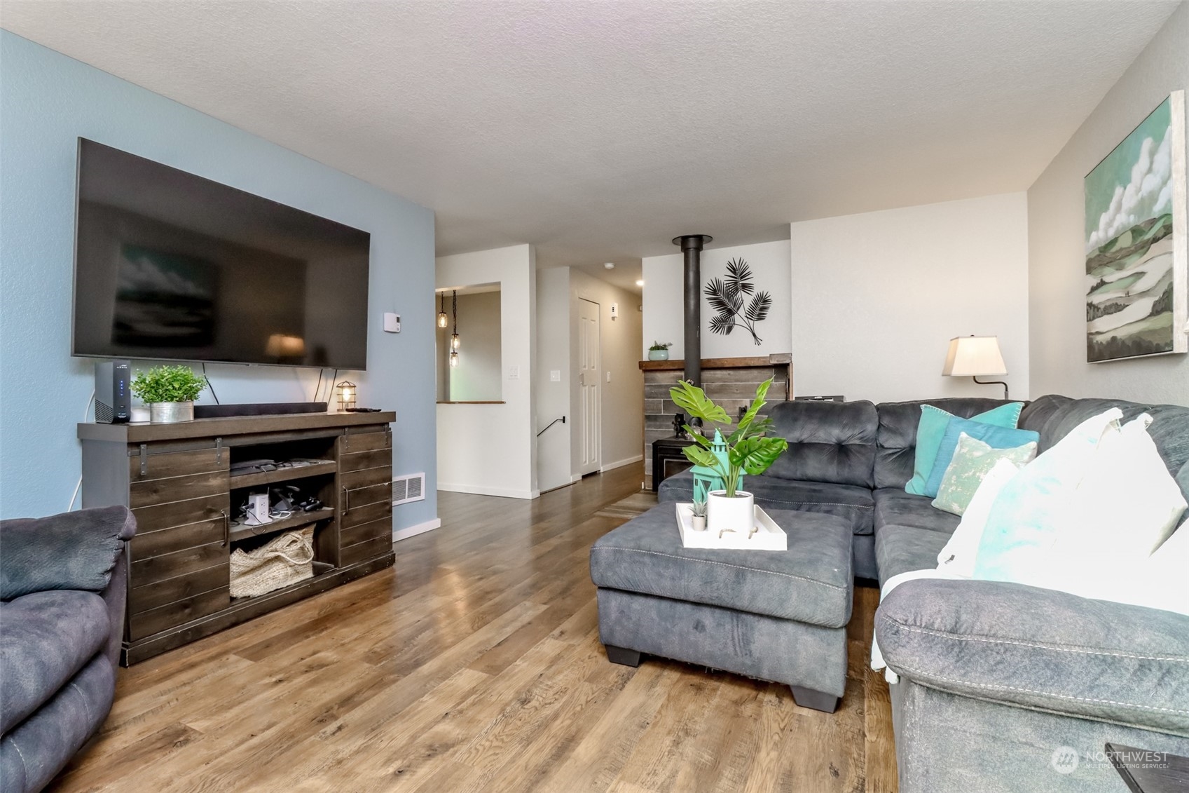 111 NE Rainier Place S