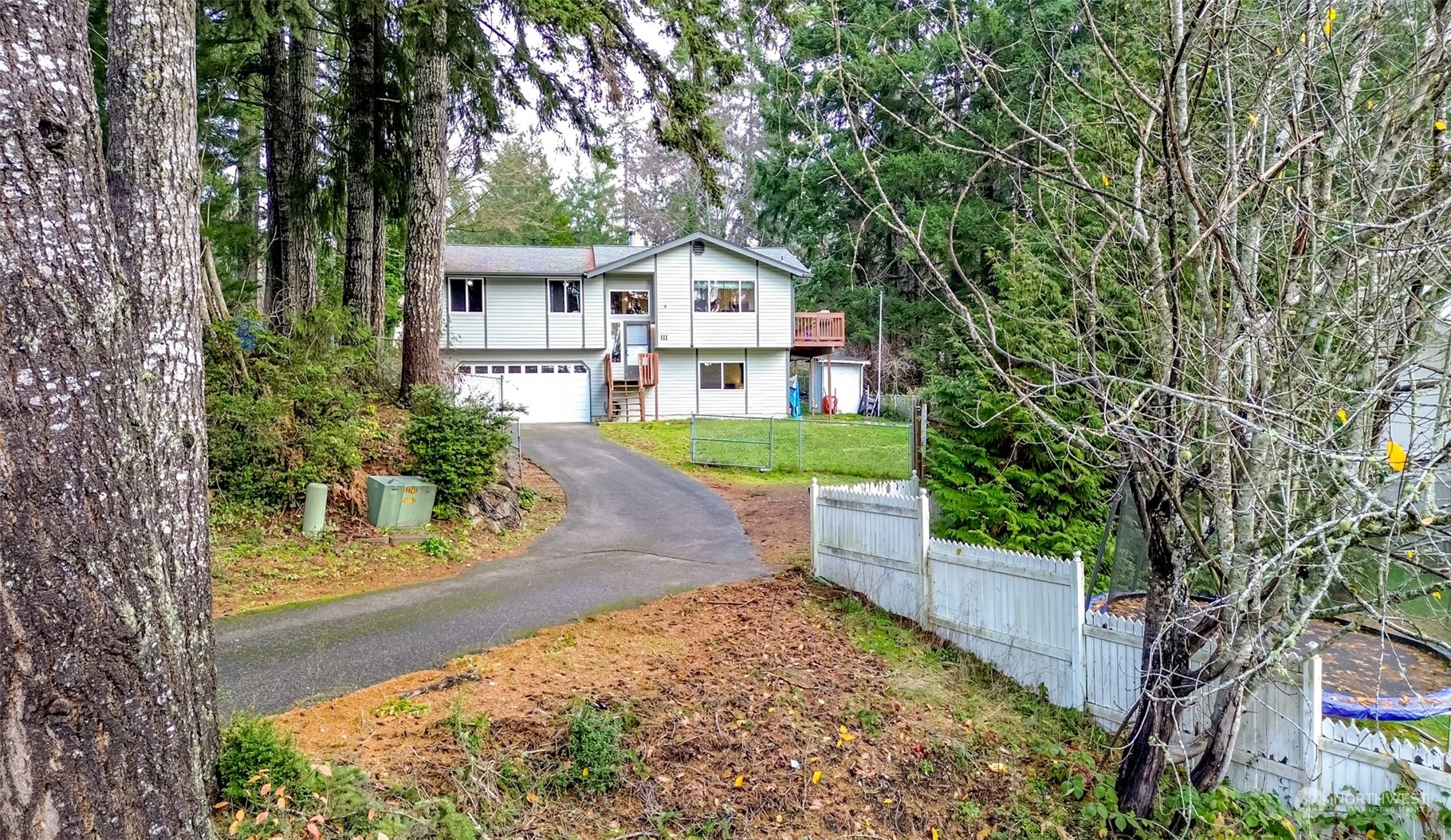 111 NE Rainier Place S