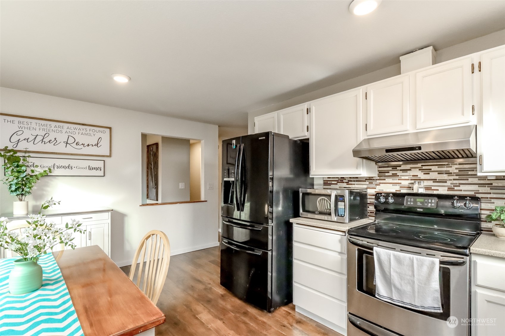 111 NE Rainier Place S