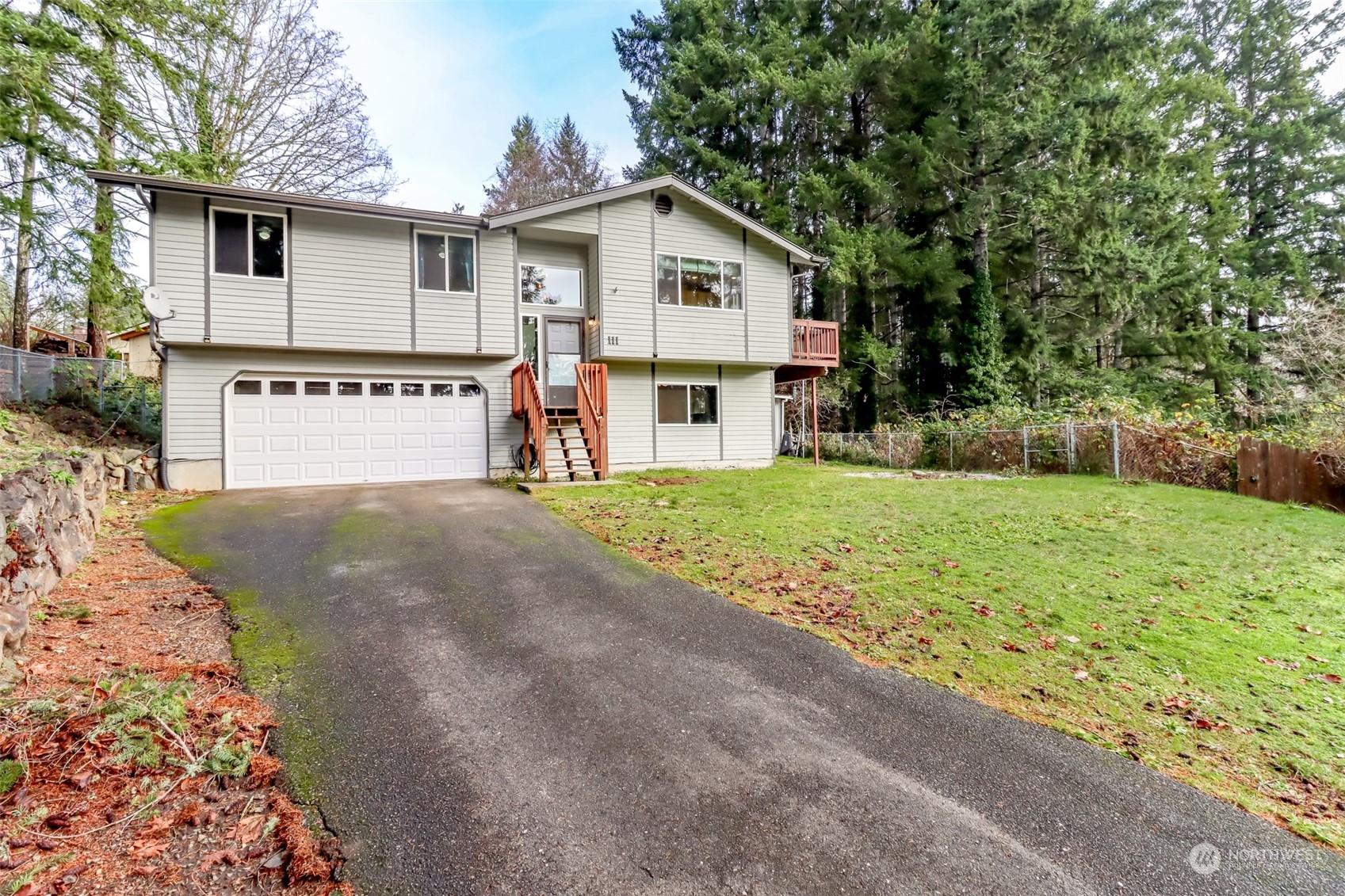 111 NE Rainier Place S