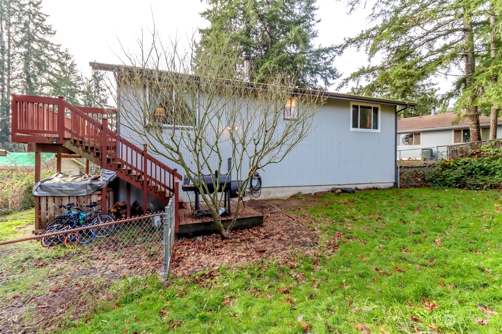 111 NE Rainier Place S