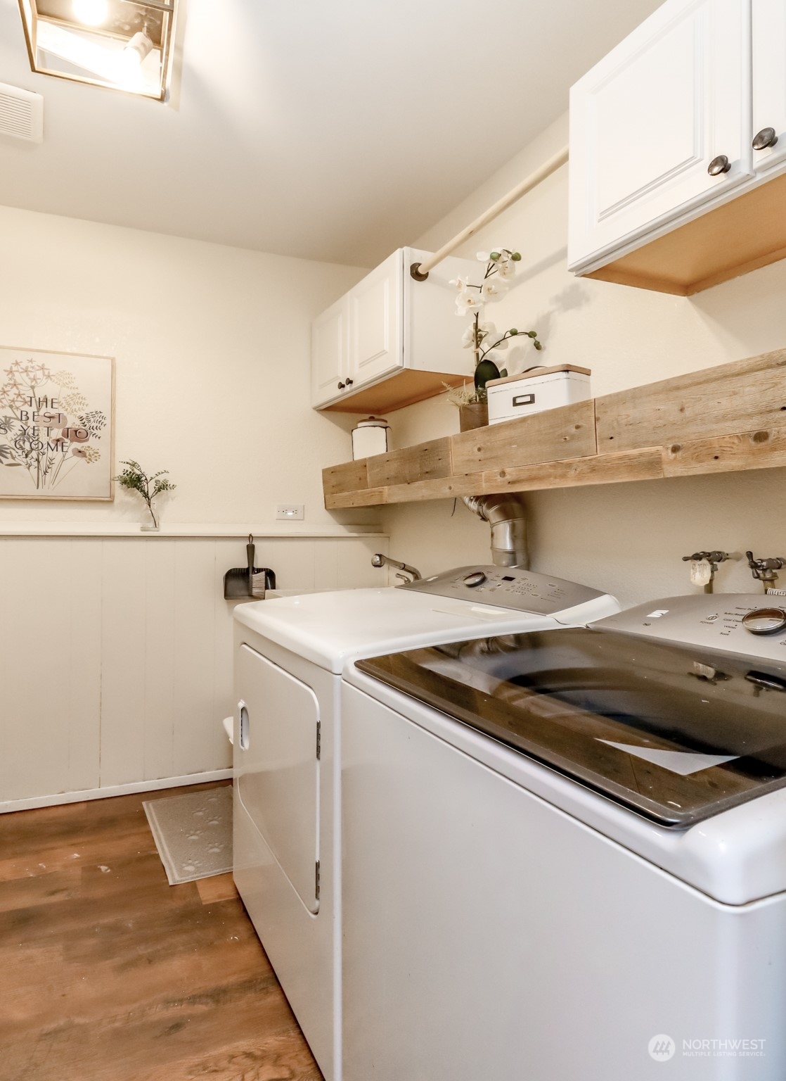 111 NE Rainier Place S