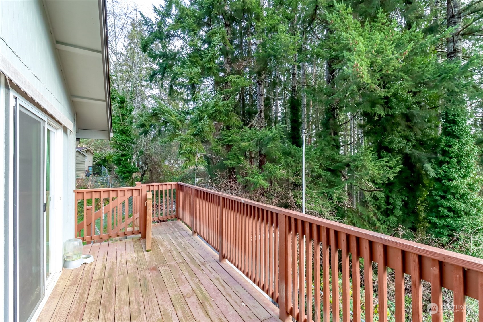 111 NE Rainier Place S