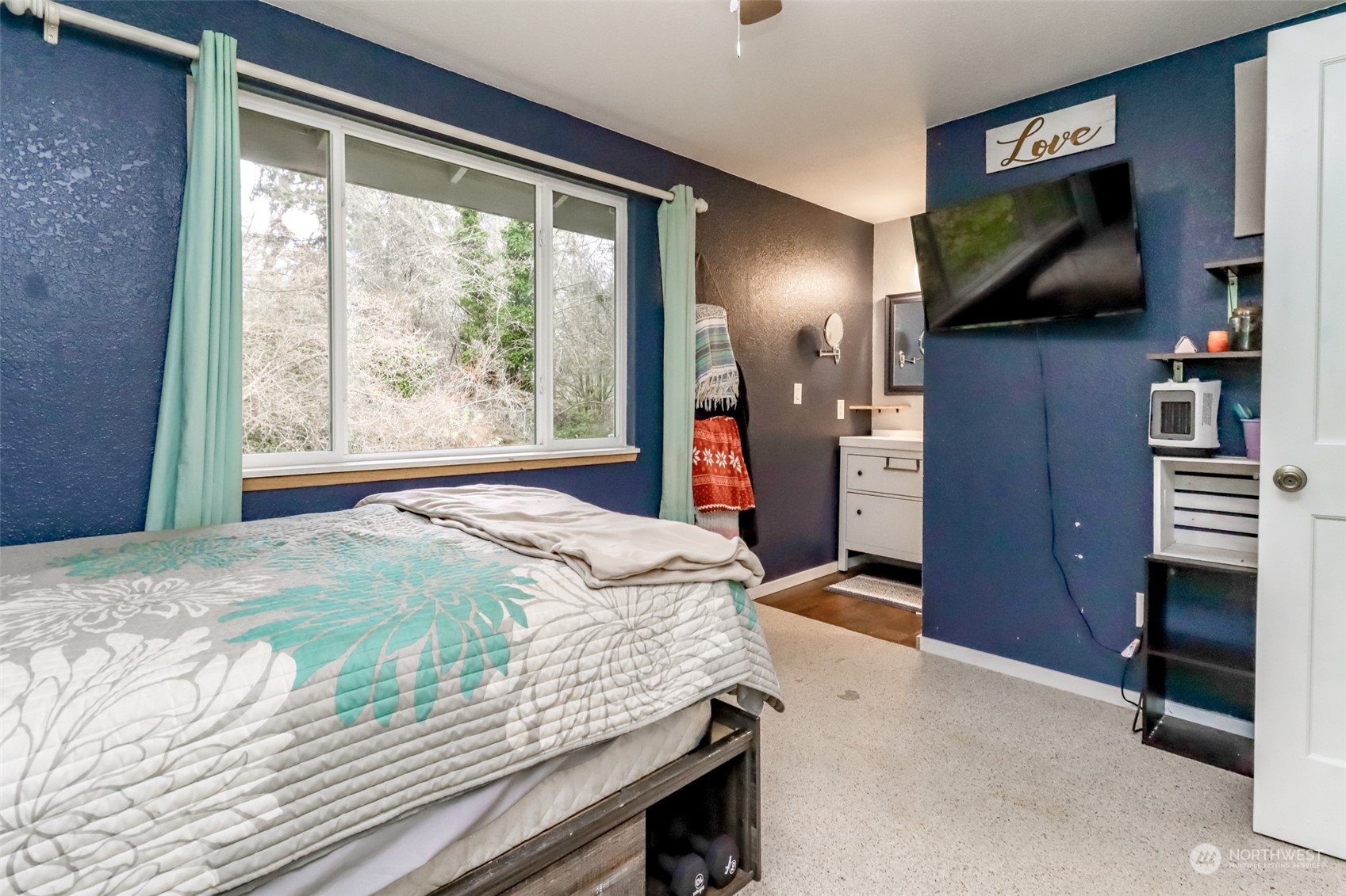 111 NE Rainier Place S