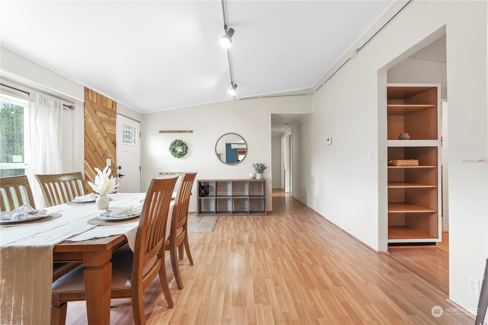 12926 Old Military Rd NE