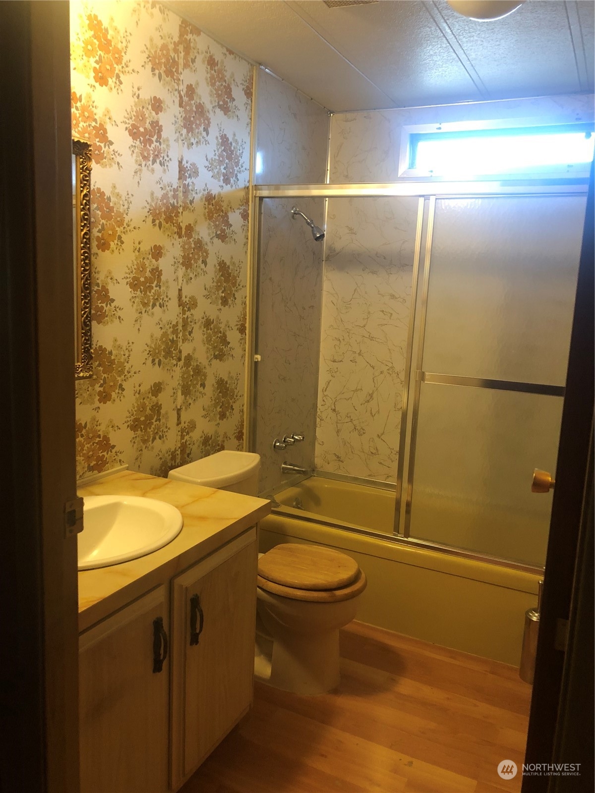 2410 Leisure Lane