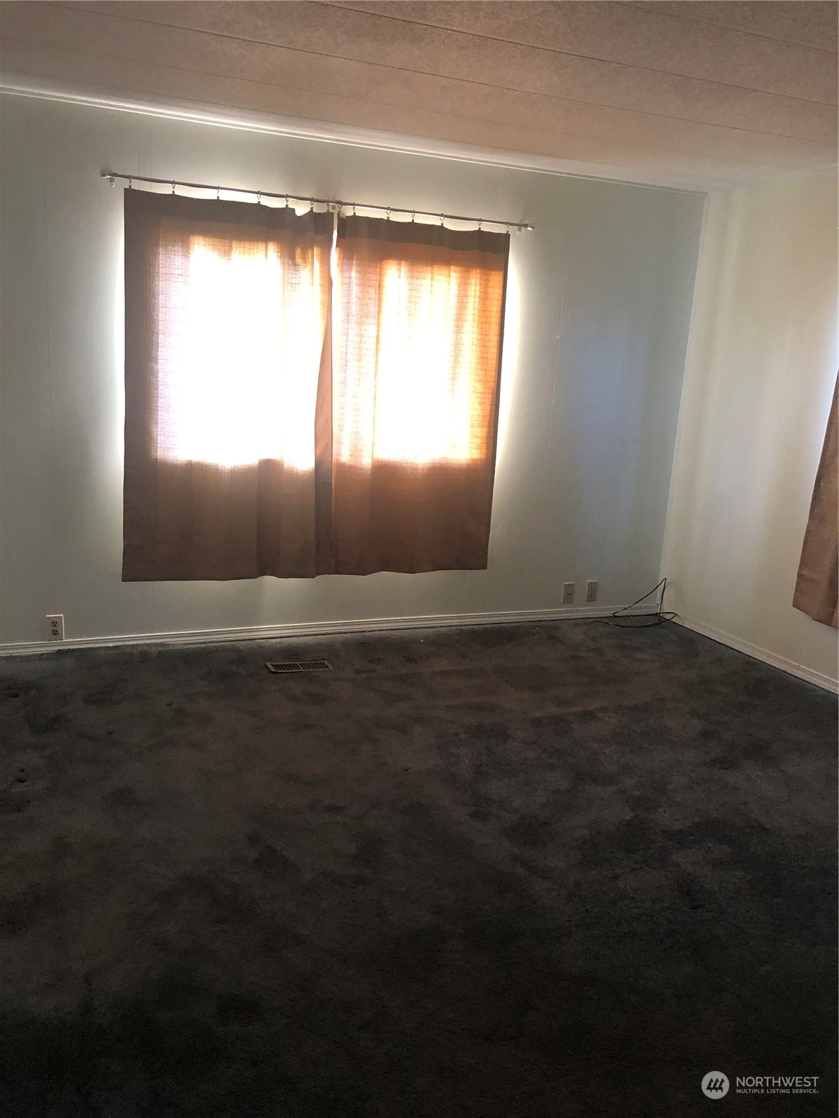 2410 Leisure Lane
