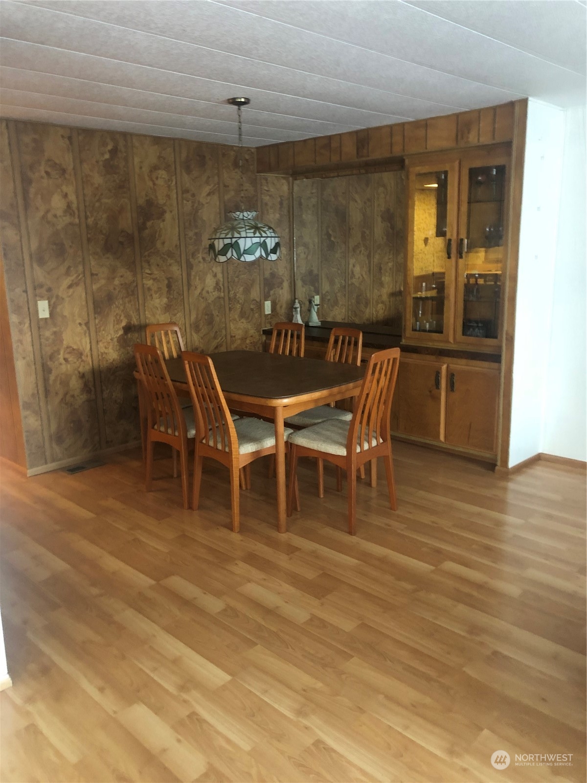 2410 Leisure Lane
