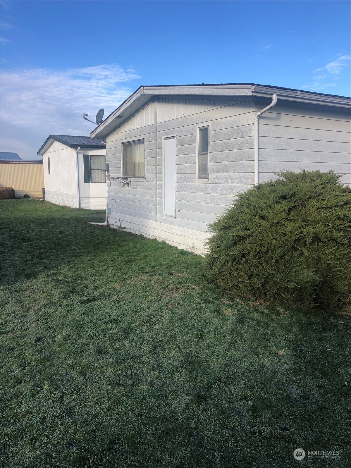 2410 Leisure Lane