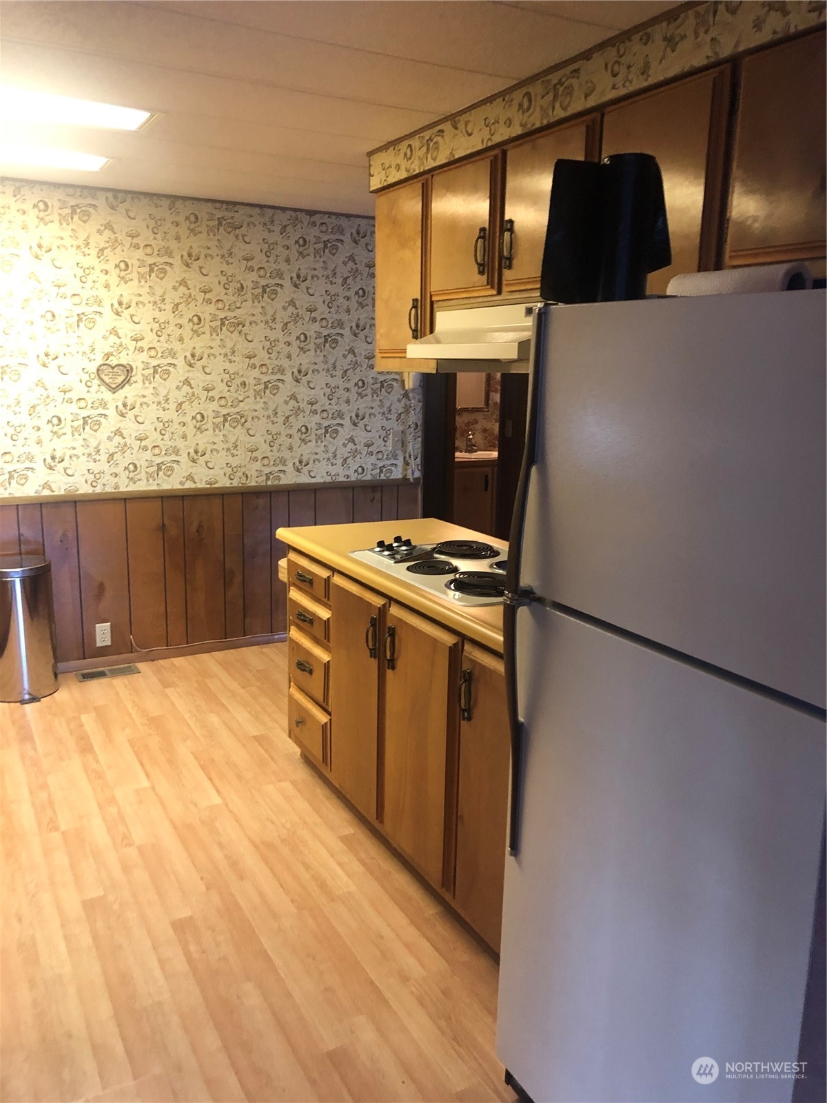 2410 Leisure Lane