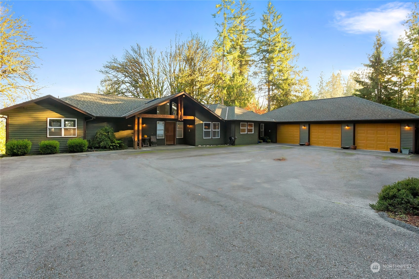 8413 Phillips Road SE