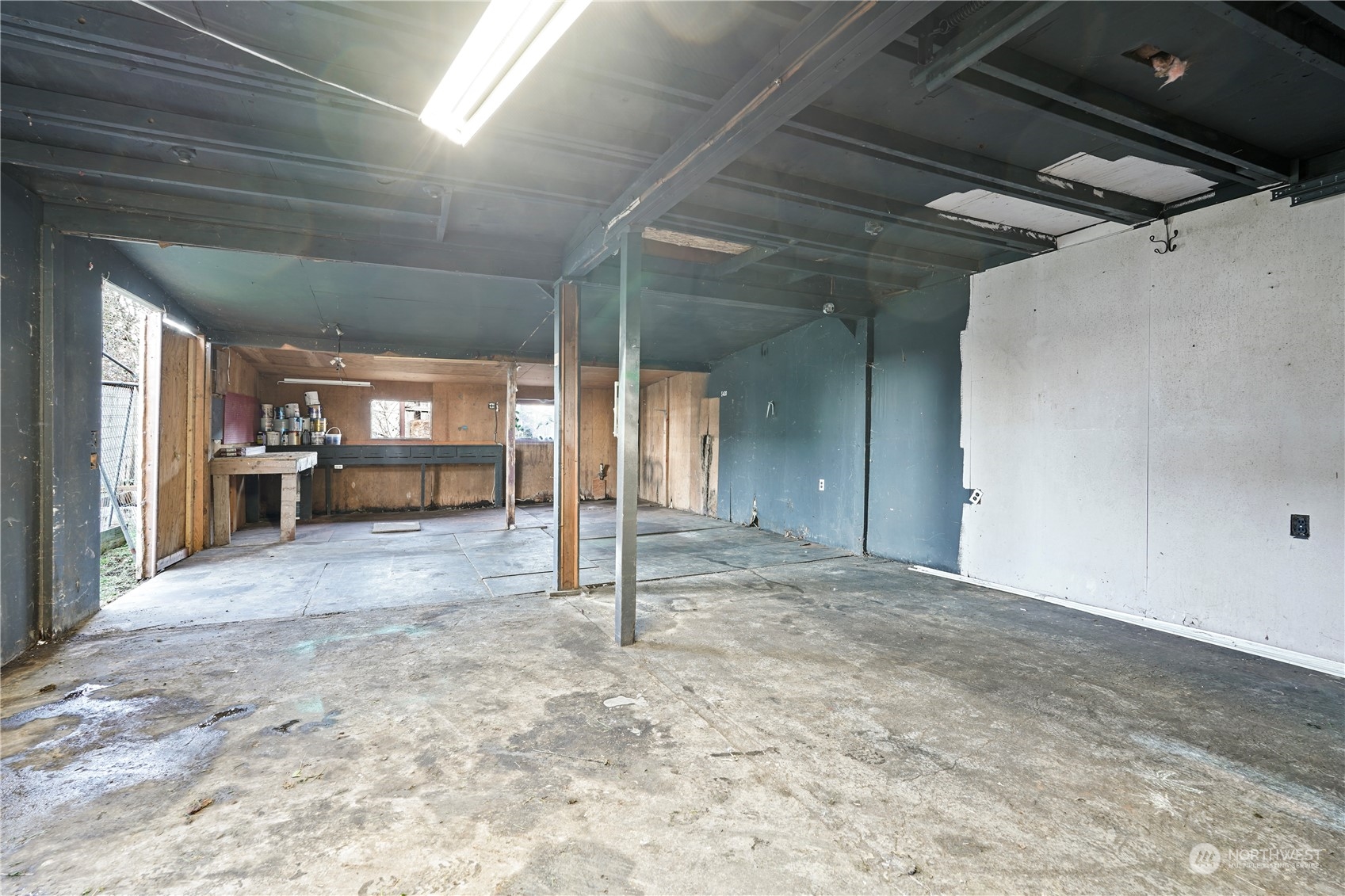403 Ellinor Avenue