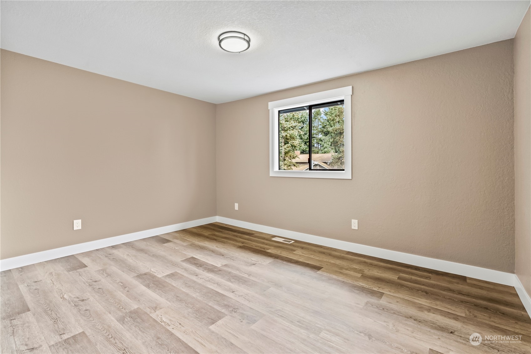 11602 Cloverdale Court SW