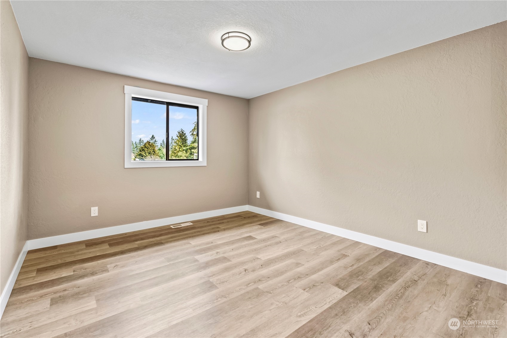 11602 Cloverdale Court SW