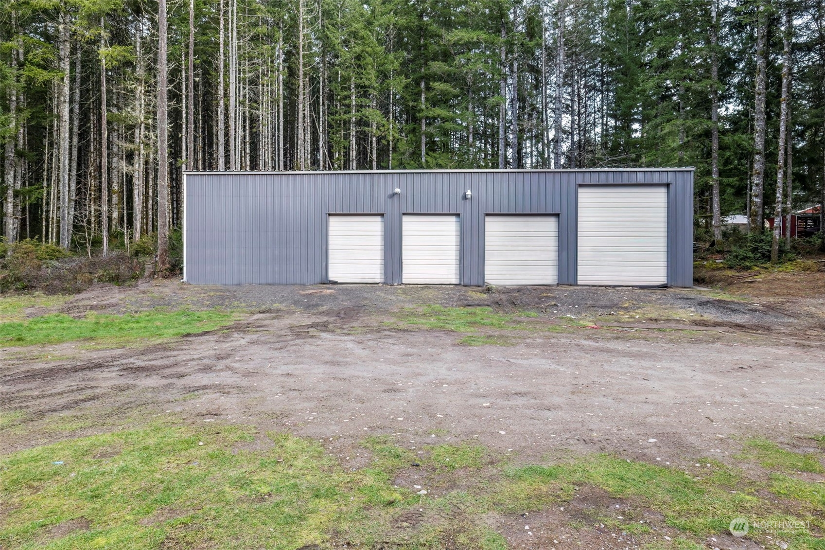 857 SW Wildwood Road