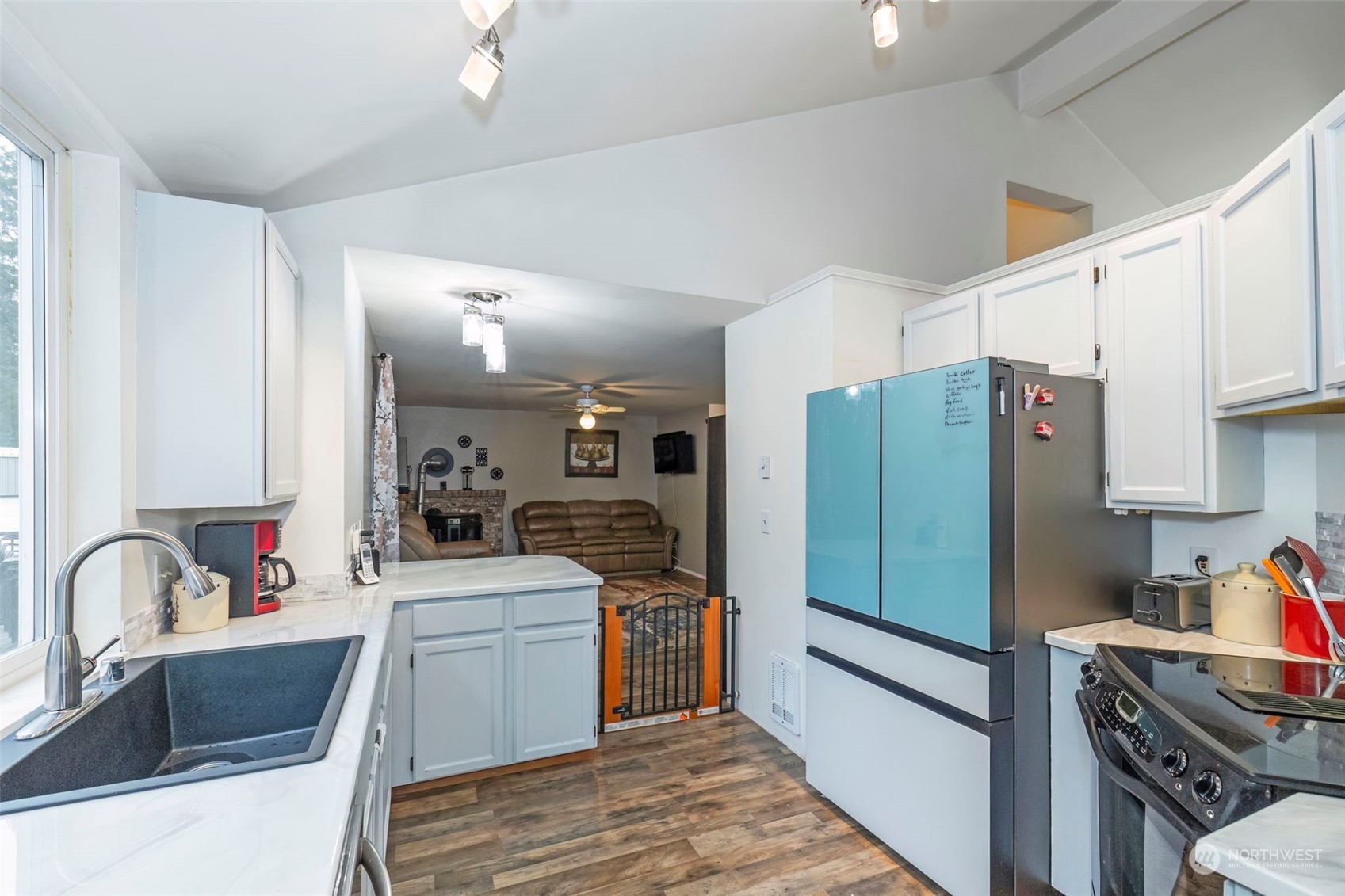 857 SW Wildwood Road