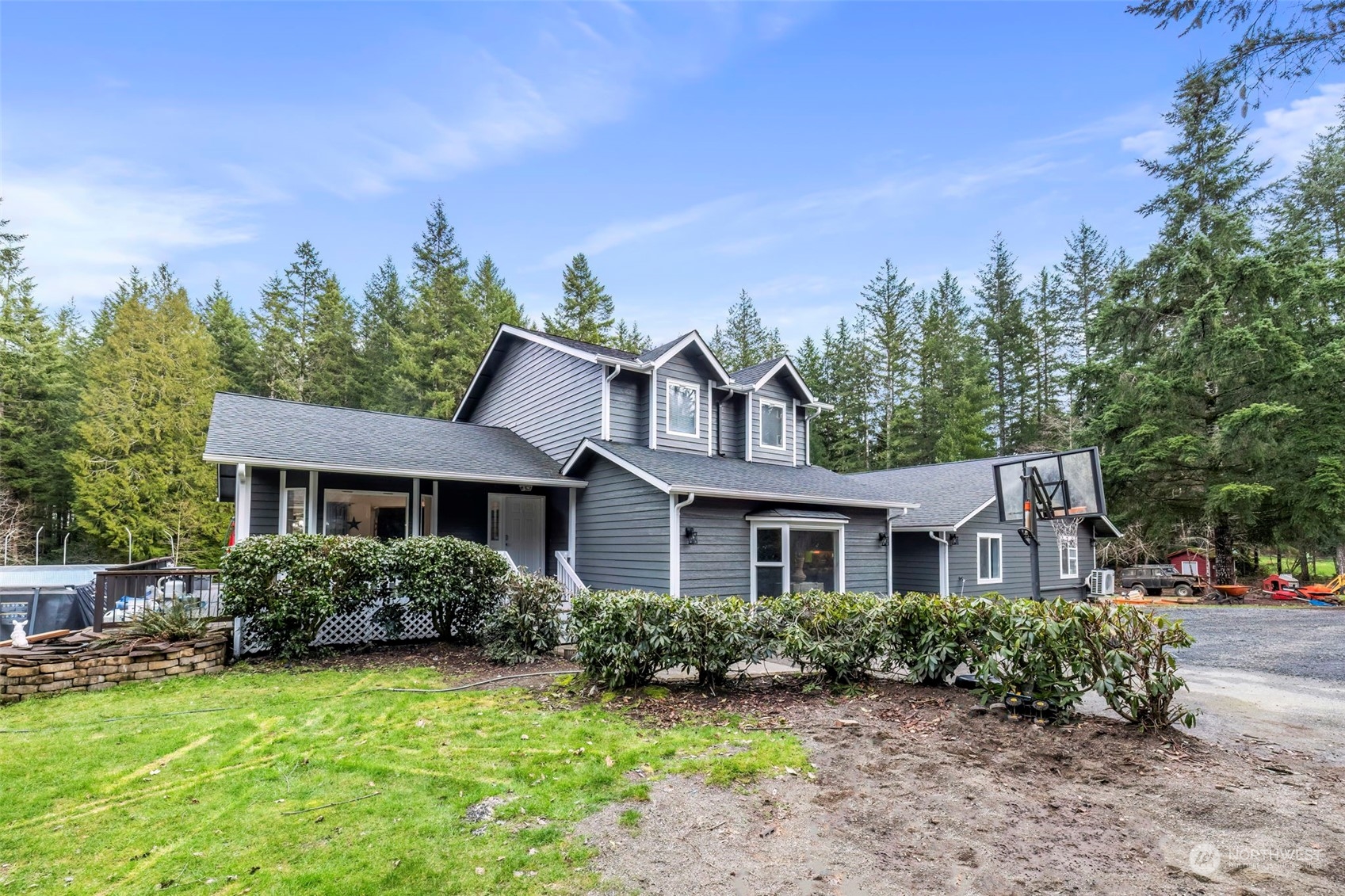 857 SW Wildwood Road