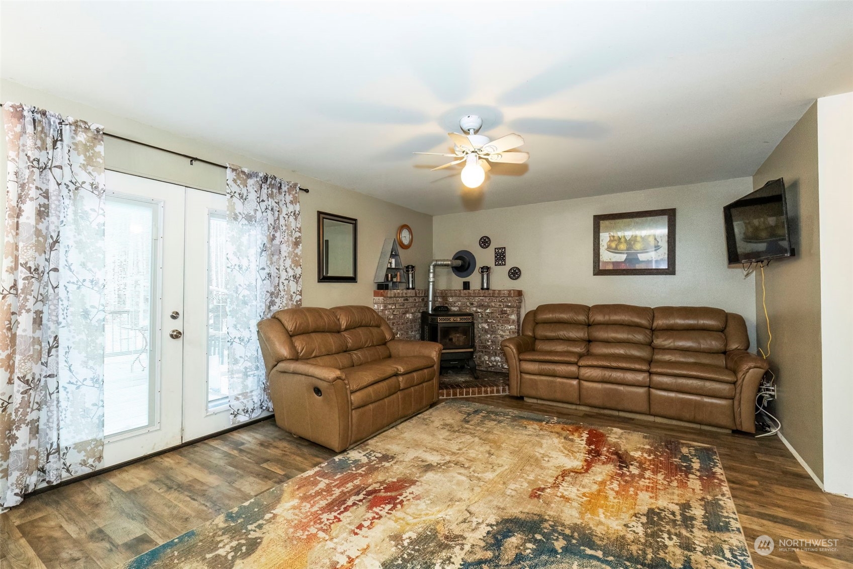 857 SW Wildwood Road