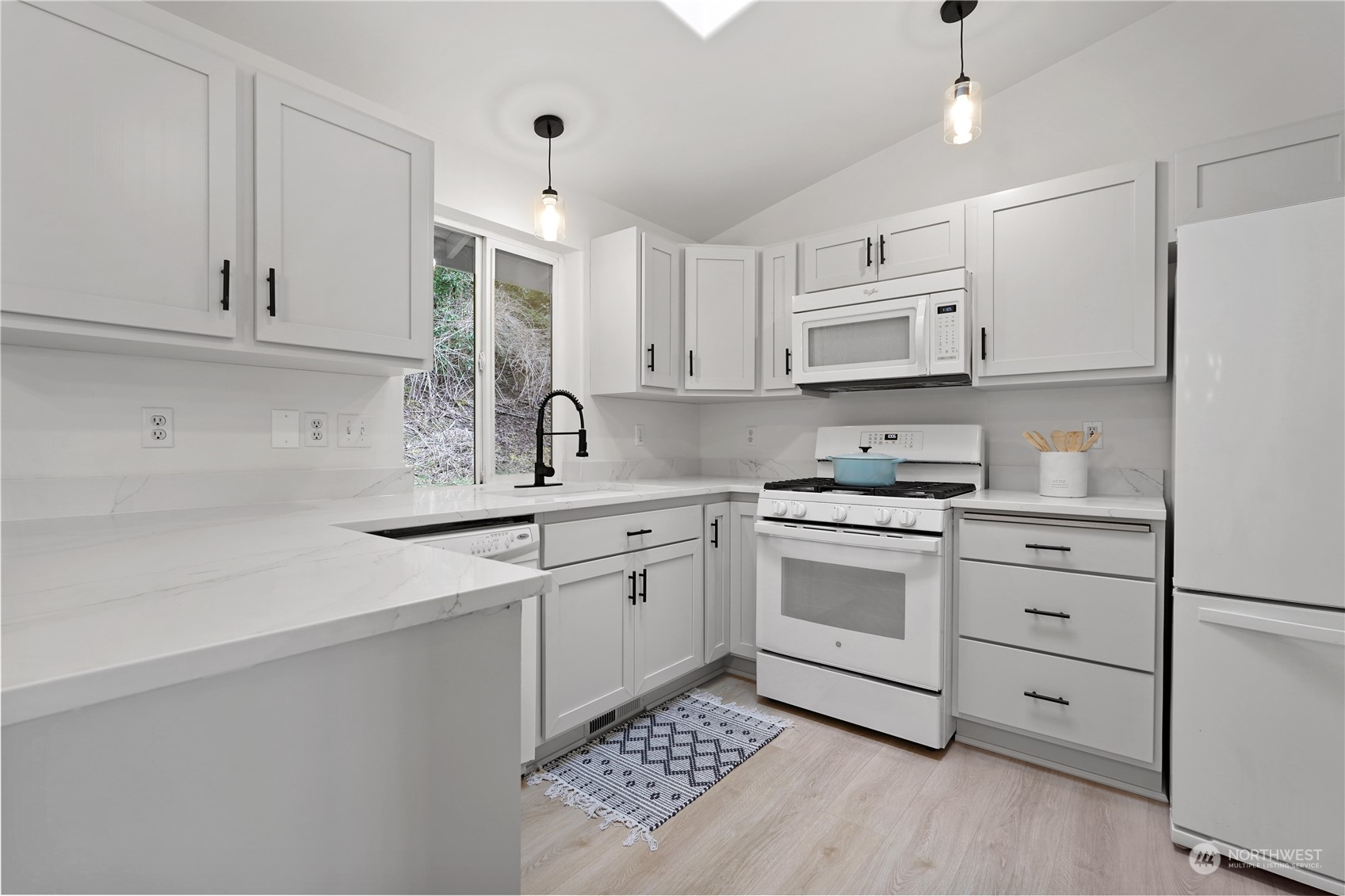 6229 SE Grandridge Dr