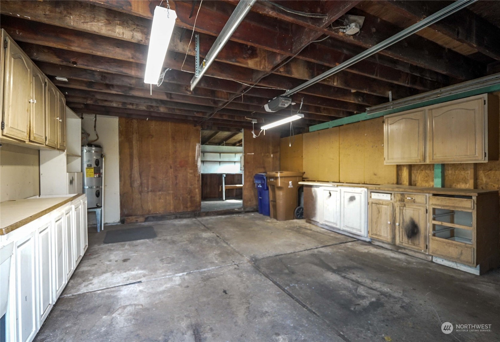 1782 S 40th