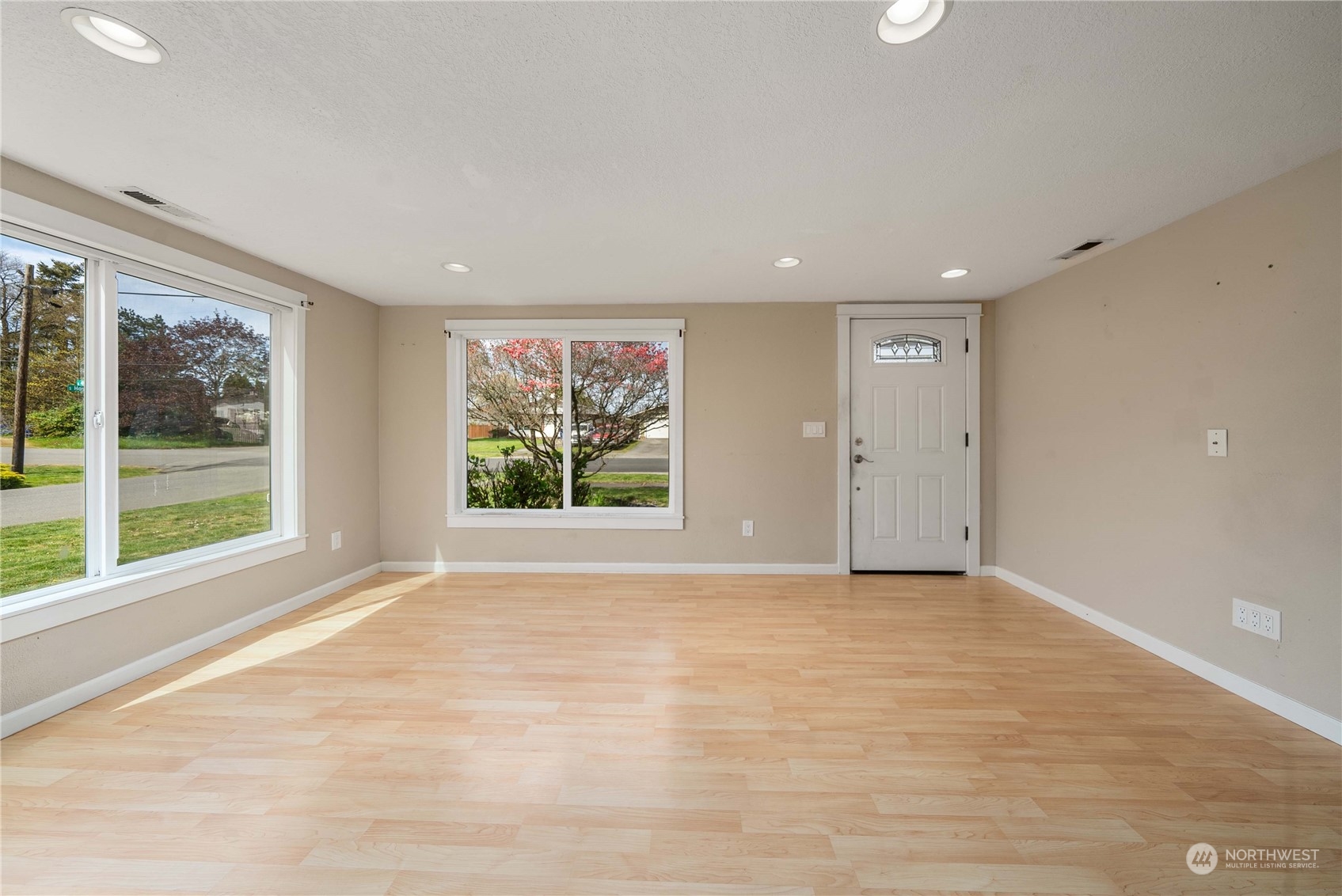 1782 S 40th