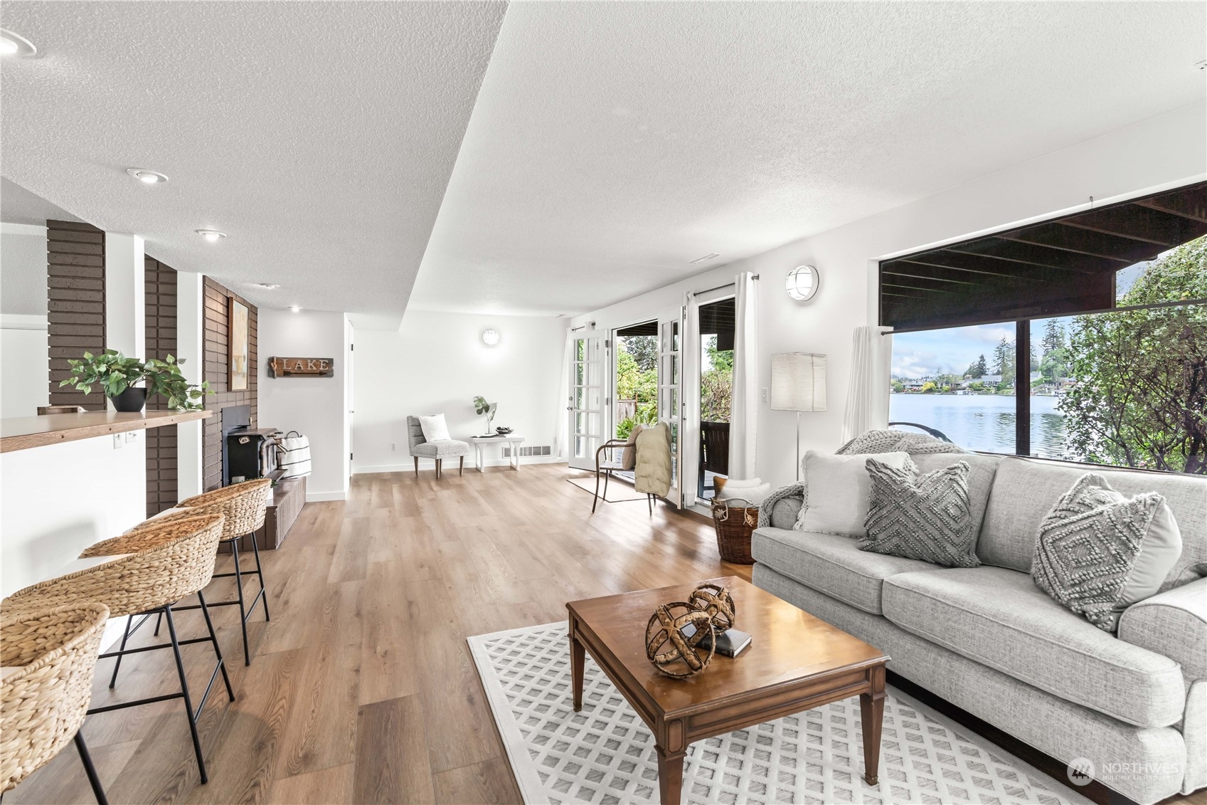 10435 Lake Steilacoom Drive SW