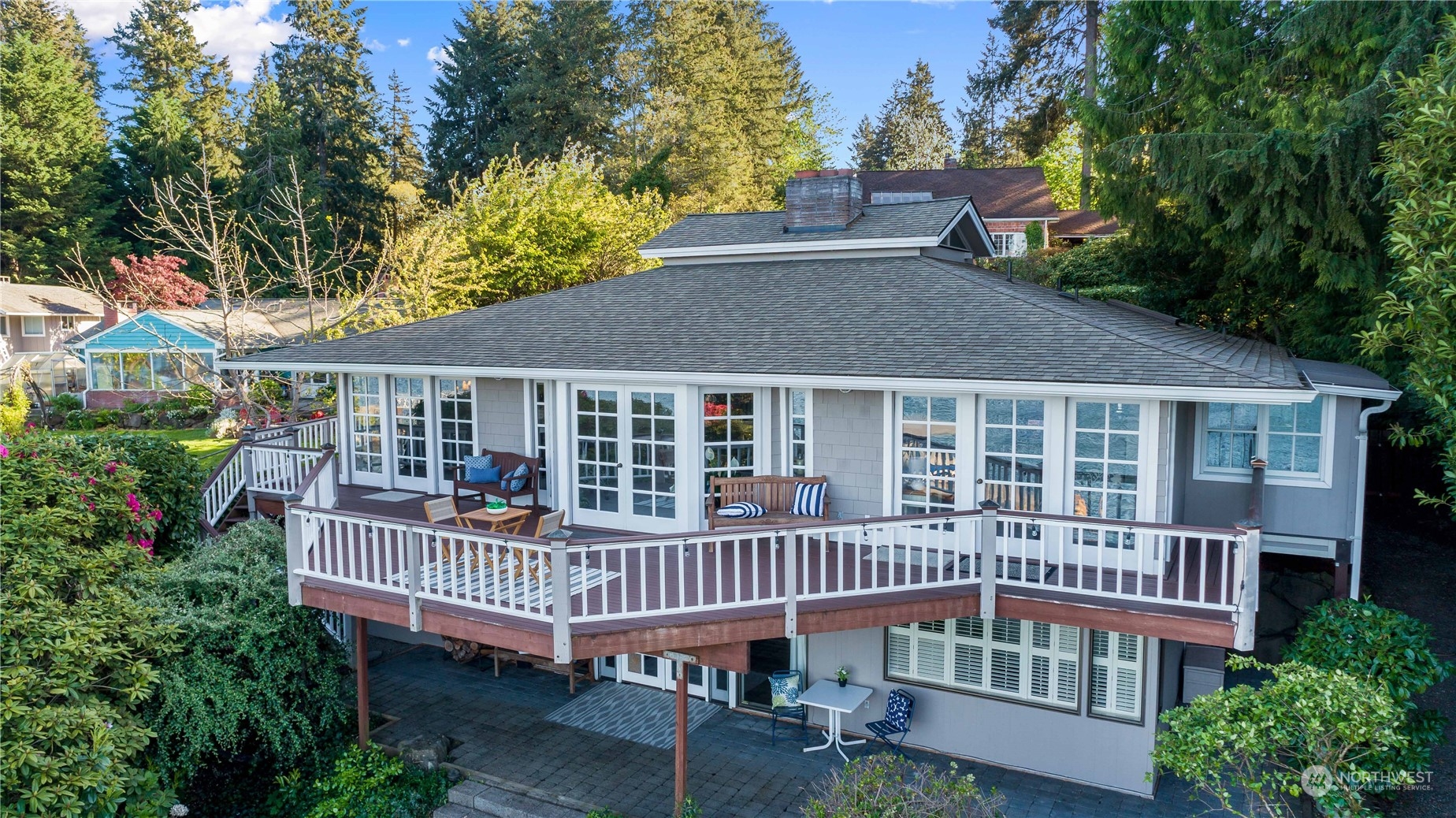 10435 Lake Steilacoom Drive SW