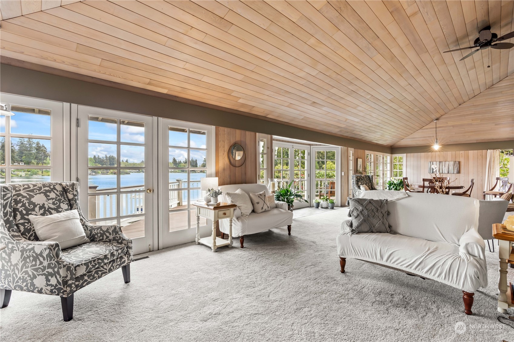 10435 Lake Steilacoom Drive SW