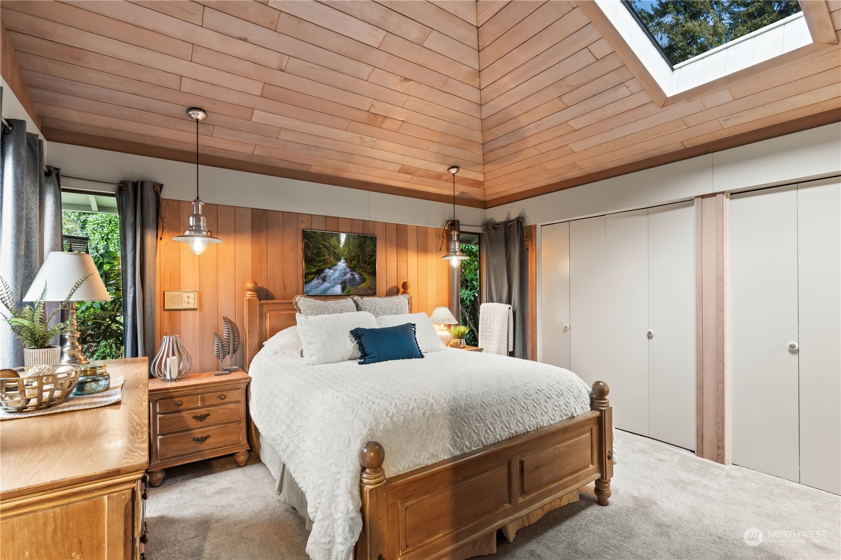 10435 Lake Steilacoom Drive SW