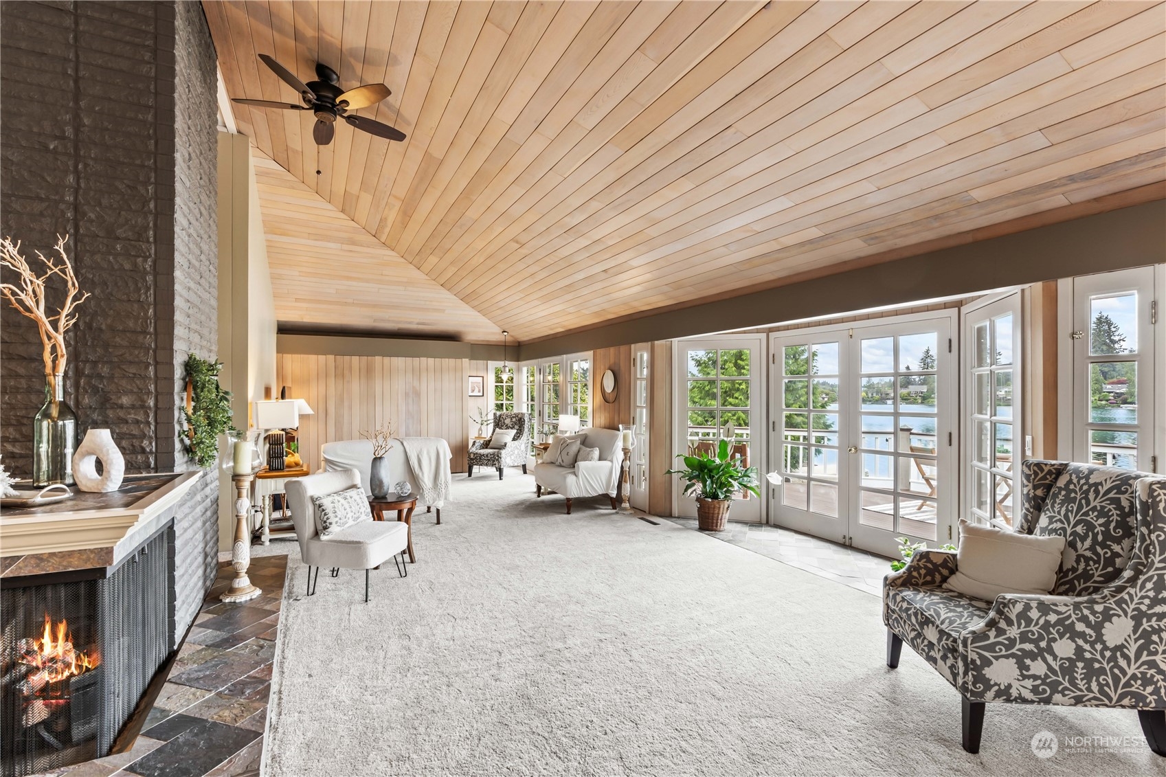 10435 Lake Steilacoom Drive SW