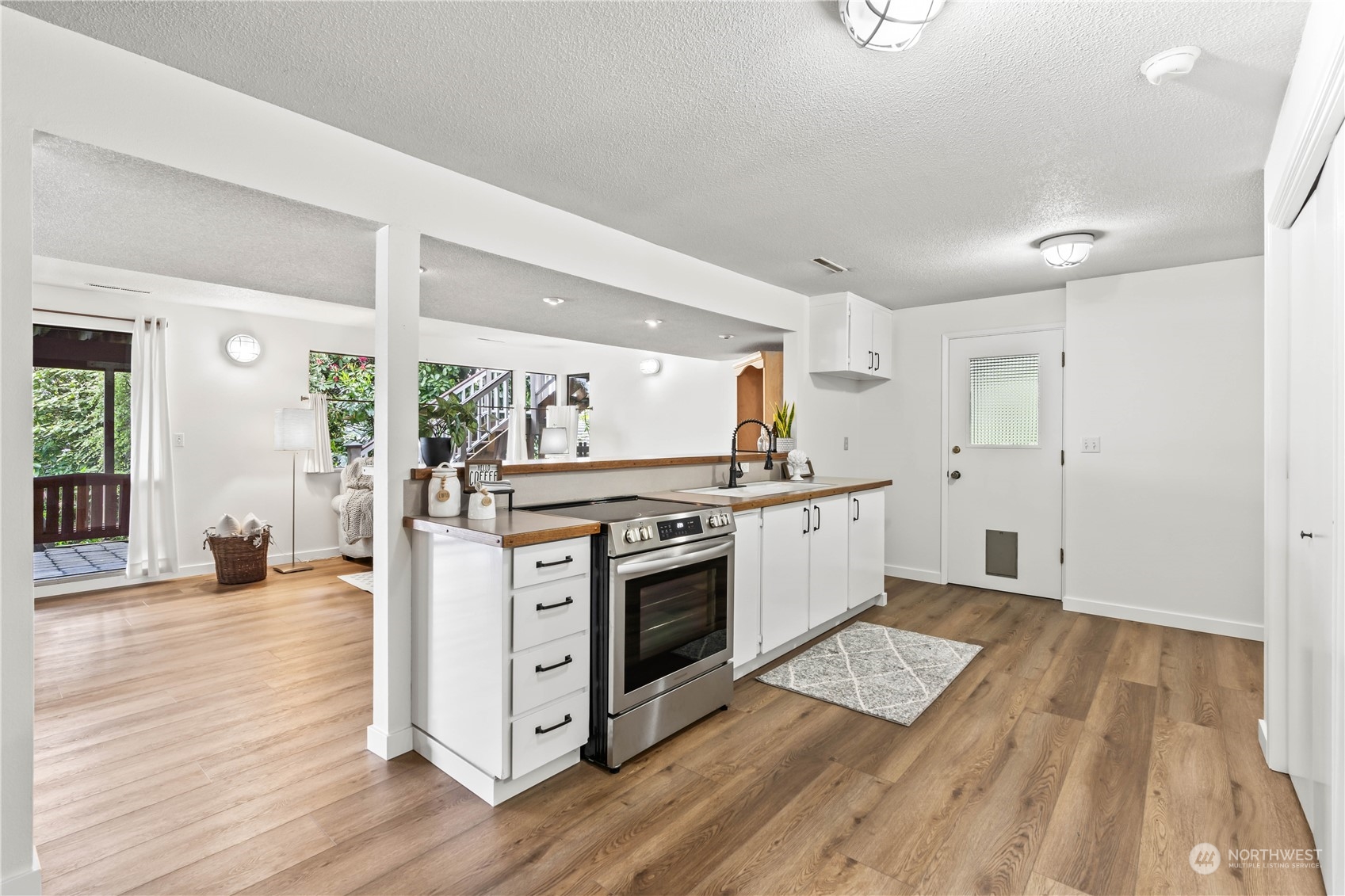 10435 Lake Steilacoom Drive SW