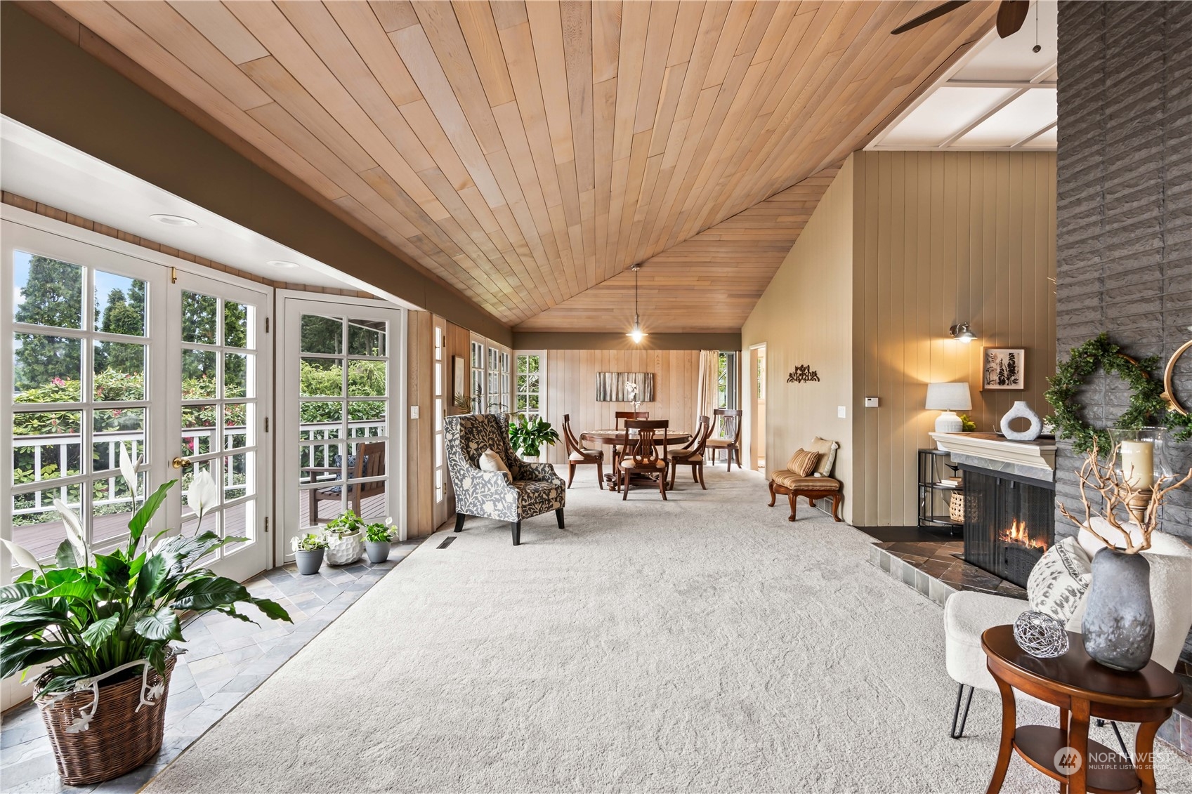 10435 Lake Steilacoom Drive SW