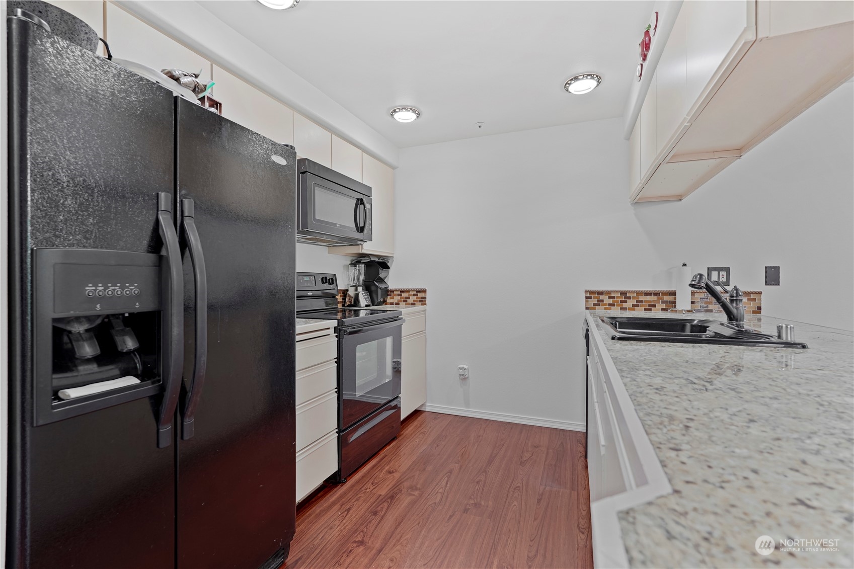9727 18th Ave W Unit: C202