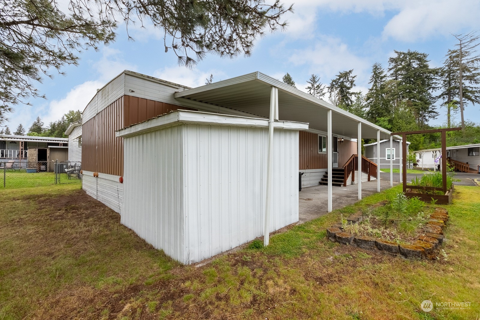 2101 S 324th Street Unit: 324