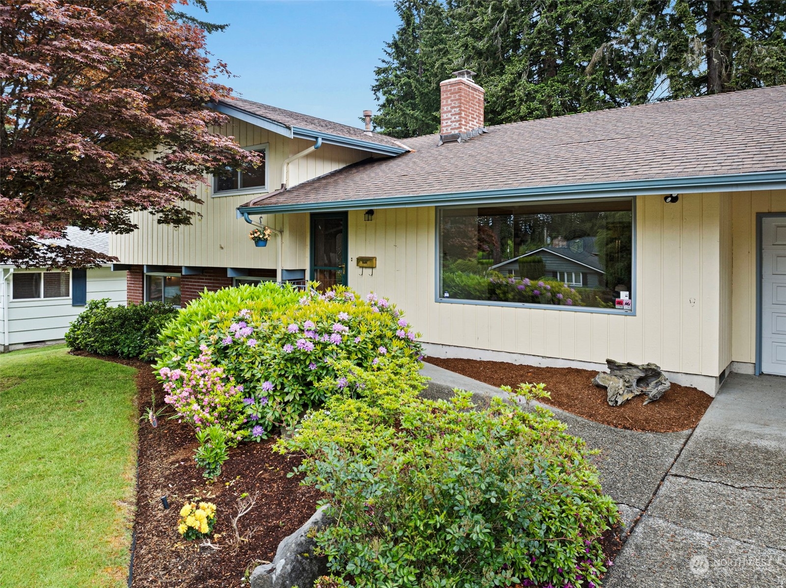 1020 Rosewood Lane