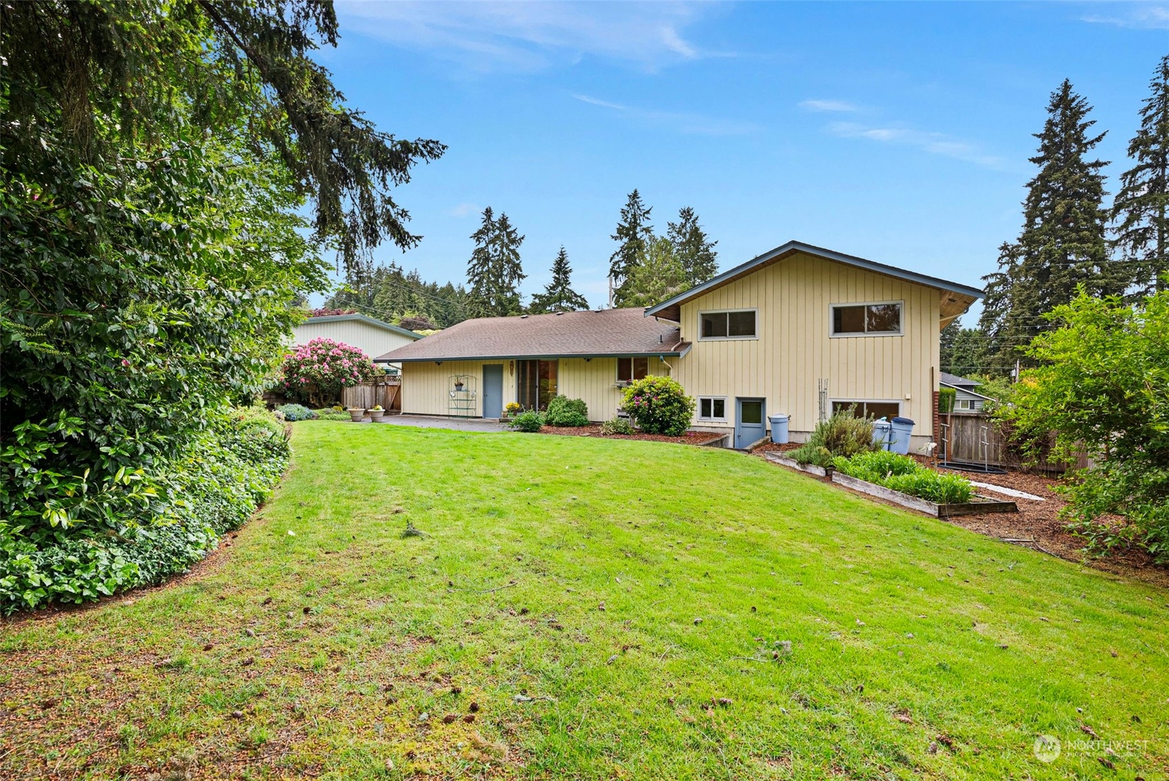 1020 Rosewood Lane